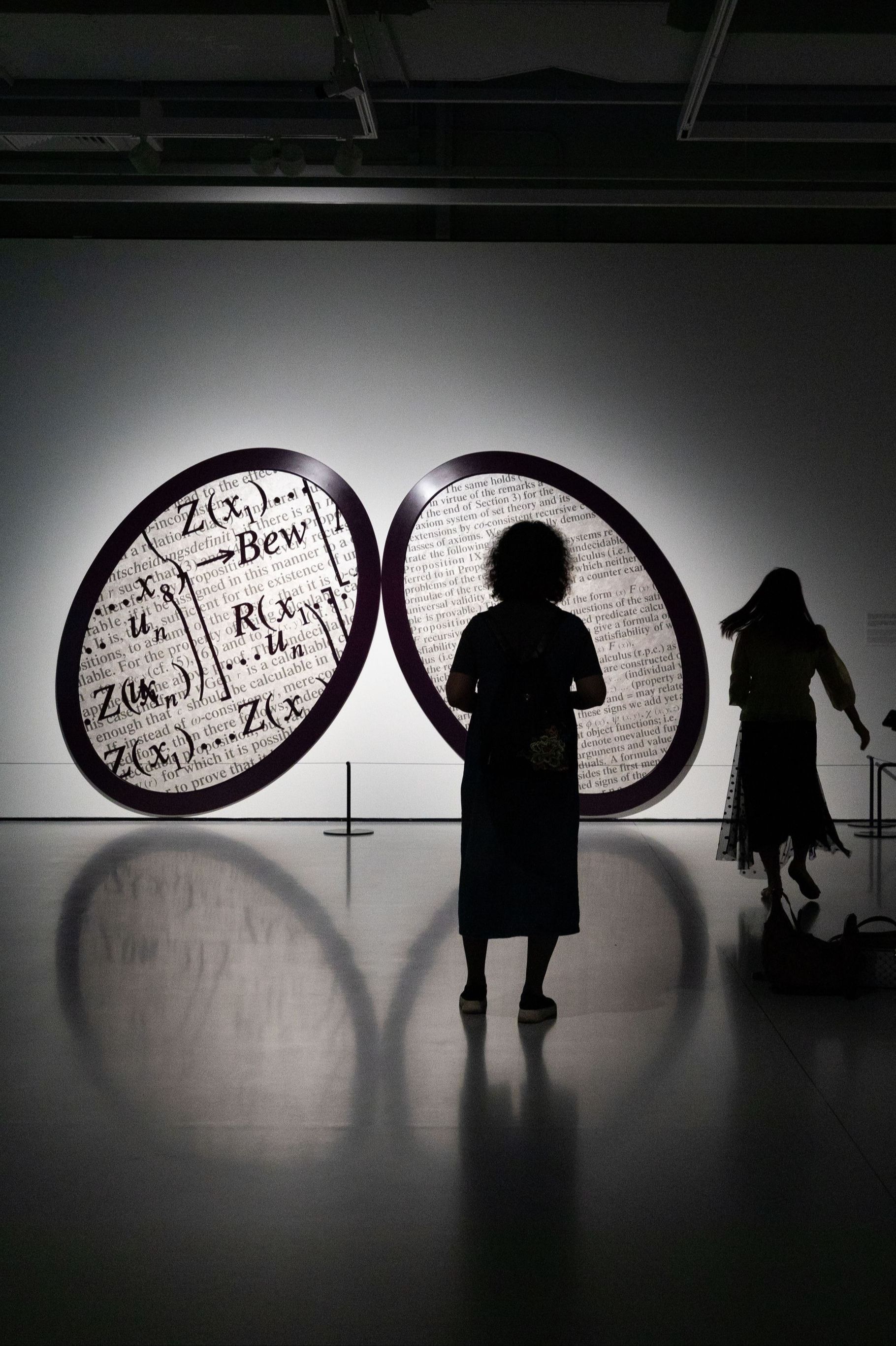 Bernar Venet - Artist - Perrotin