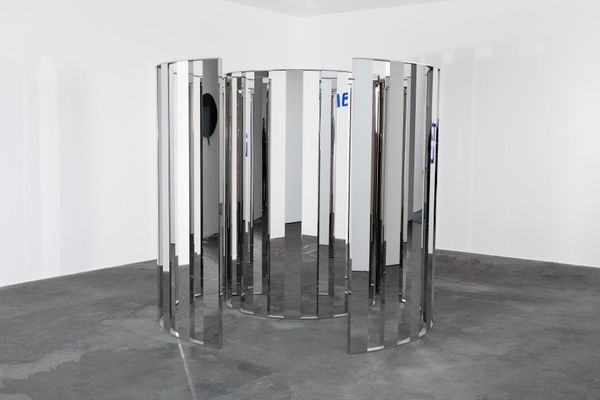 Jeppe HEIN — Tangent Circles Mirror Labyrinth (WT)
