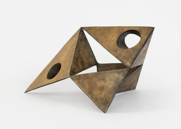 Lynn CHADWICK — Pyramids II