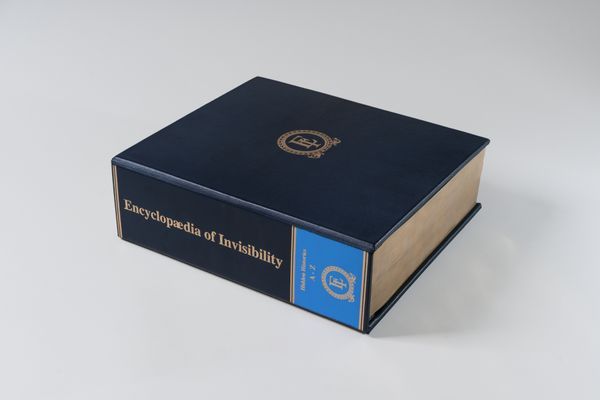 Tavares STRACHAN — The Encyclopedia of Invisibility