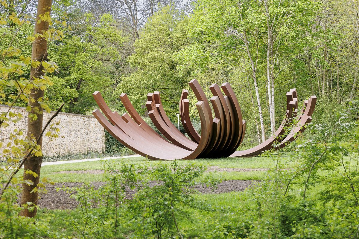 Bernar Venet - Artist - Perrotin