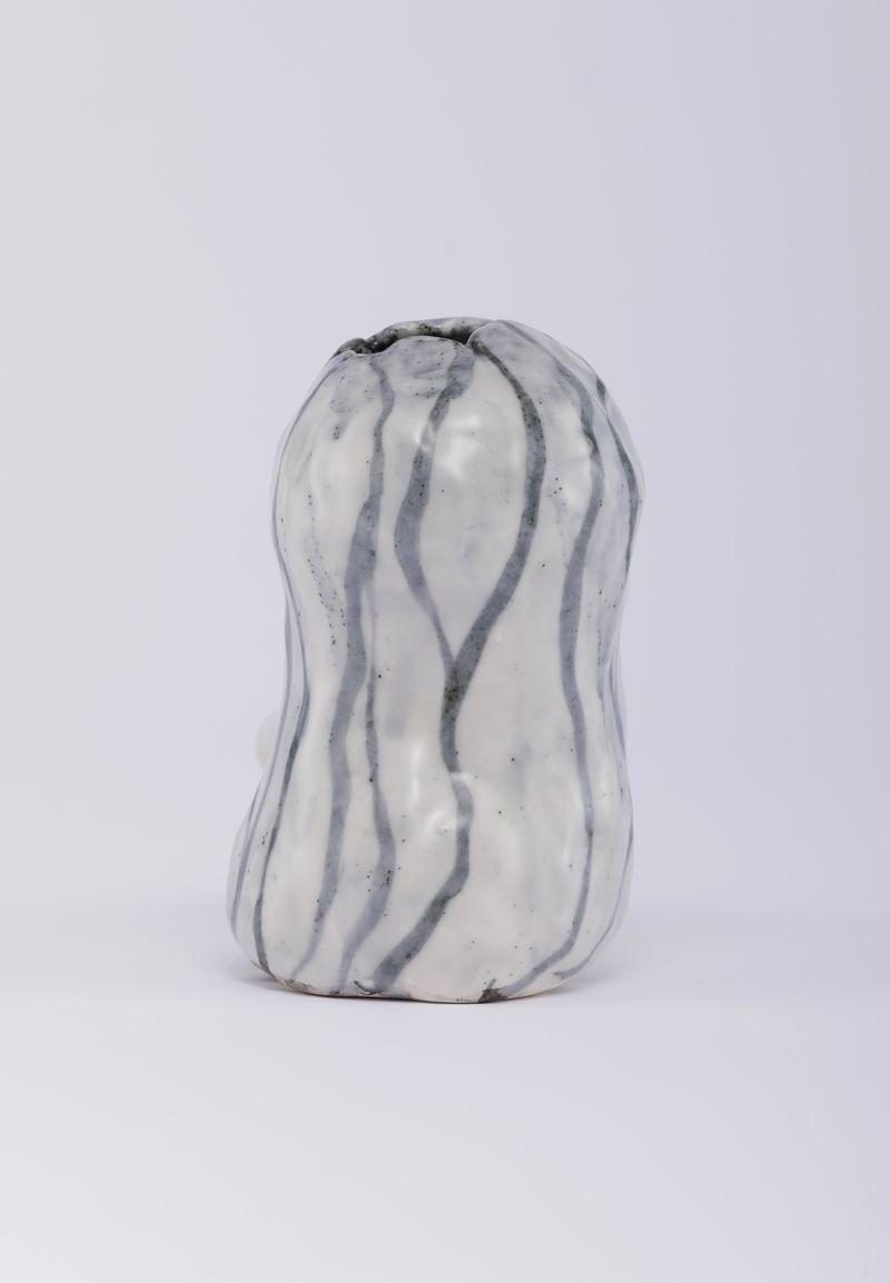 Chiho_Aoshima_Drawing a Blank_