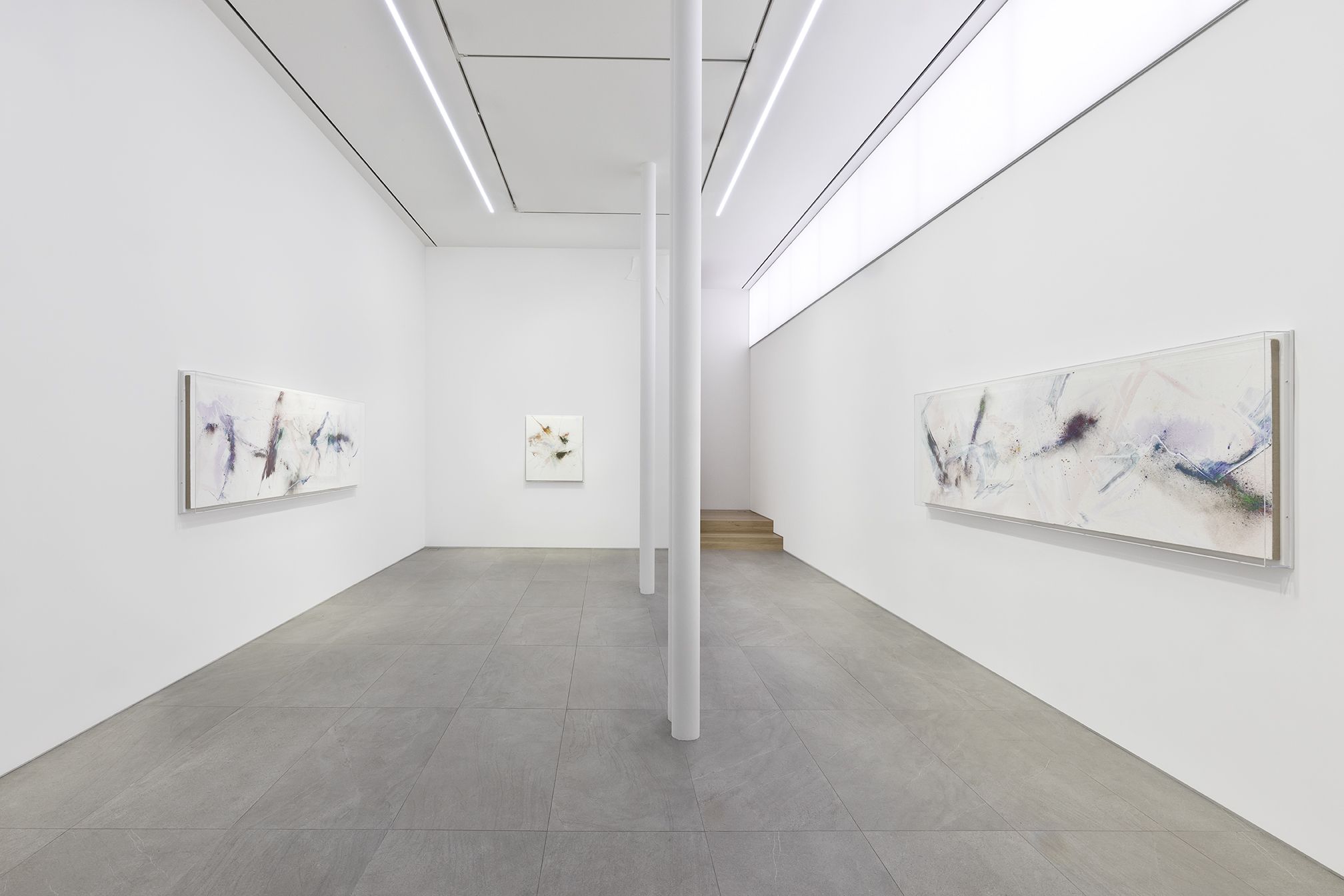 Thilo_Heinzmann_View of the exhibition "upfront, wild and unchained" Seoul, Seoul (South Korea)_